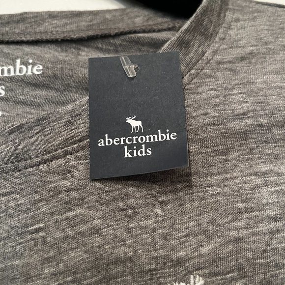abercrombie kids long-sleeved gray t-shirt / nwt / Size 11/12 - Picture 5 of 9
